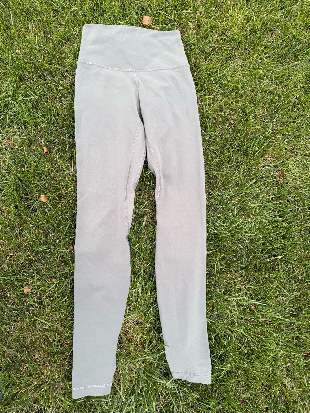 Lululemon Align High-Rise Pant 28" Solid Green Size 4 Yoga
